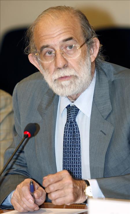 Que en 1988 como director general del Servicio Jurídico del Estado, Fernando Valdés redactó toda ... - valdc3a9s